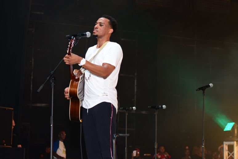 Jonathan McReynolds Praise In The Park